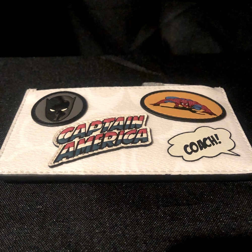 Coach marvel Collection Limited edition rare!!!